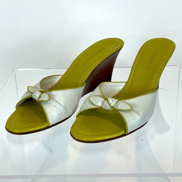 COLE HAAN GREEN WEDGE - Picture 1 of 5